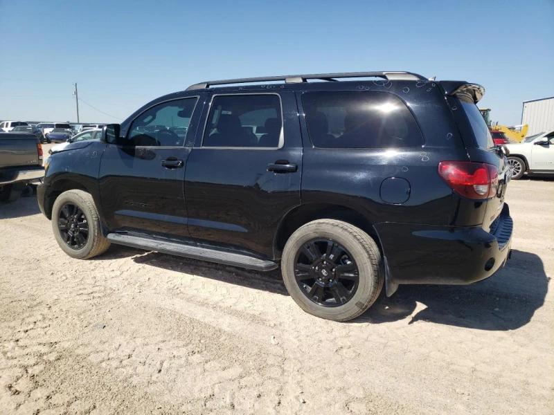 Toyota Sequoia SR5 AWD, снимка 2 - Автомобили и джипове - 47544953