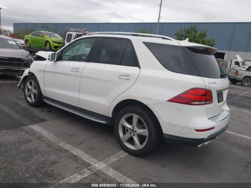 Mercedes-Benz GLE 350 3.5L V-6 DI, DOHC, VVT, 302HP null, снимка 7 - Автомобили и джипове - 48210144