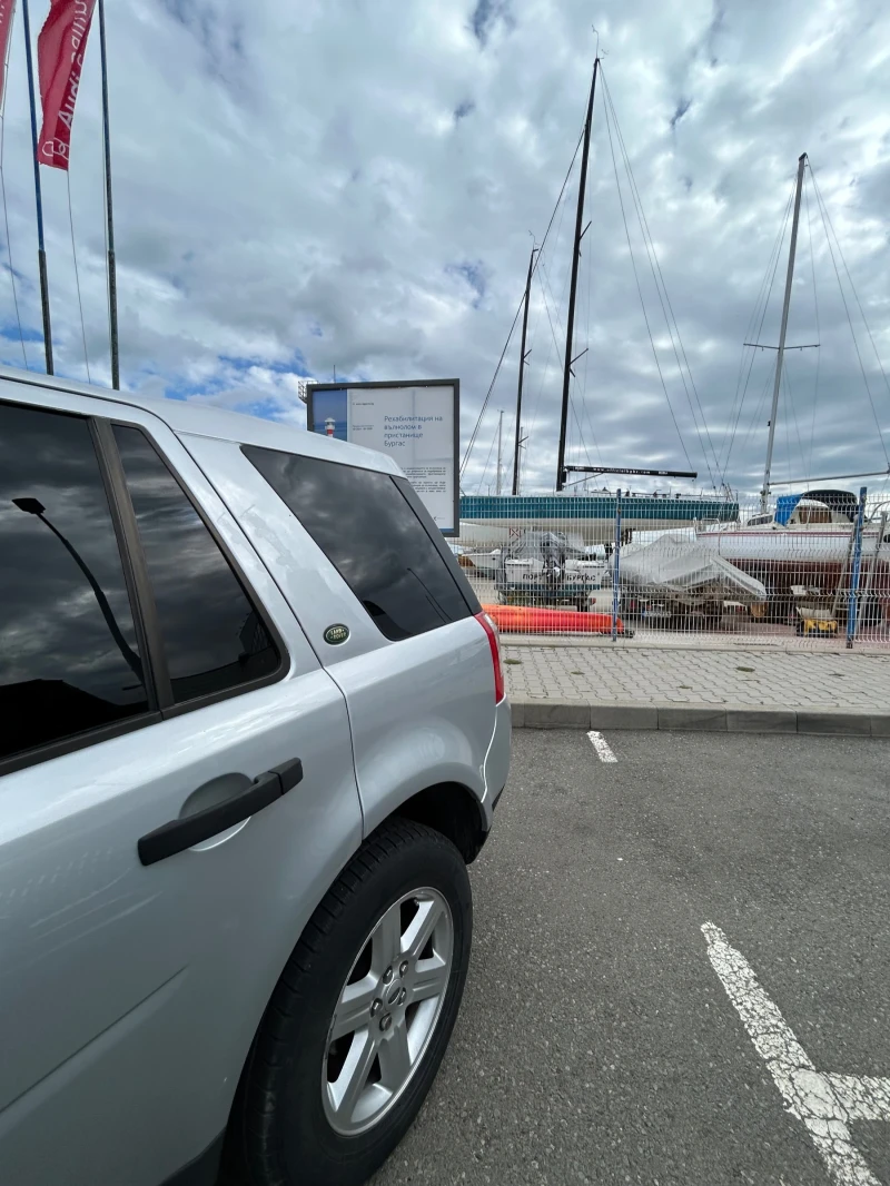 Land Rover Freelander TD4 SE, снимка 16 - Автомобили и джипове - 52519821