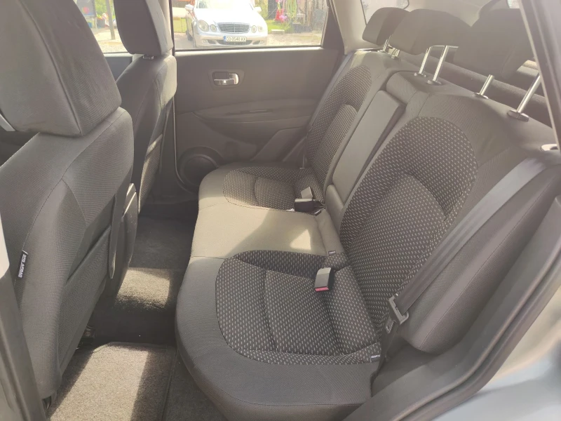 Nissan Qashqai 2.0 DTI 4#4 AUTOMATIC , снимка 9 - Автомобили и джипове - 51686810