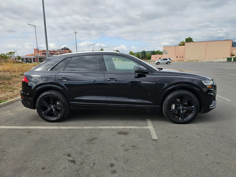 Audi Q8 55 TFSI S-Line Mild Hybrid, снимка 3 - Автомобили и джипове - 51702913