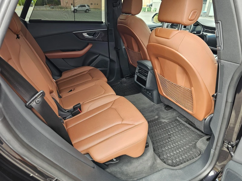 Audi Q8 55 TFSI S-Line Mild Hybrid, снимка 11 - Автомобили и джипове - 51702913