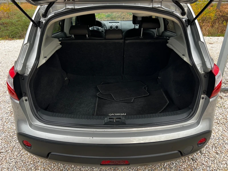 Nissan Qashqai 2.0dci 4x4 150ps.6-speed SWISS, снимка 14 - Автомобили и джипове - 52544589