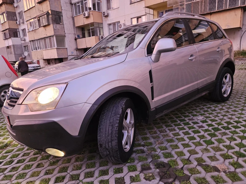 Opel Antara 2.0i Внос Германия , снимка 9 - Автомобили и джипове - 53065679