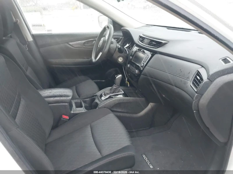 Nissan Rogue 2.5l S Fwd, снимка 5 - Автомобили и джипове - 53585188