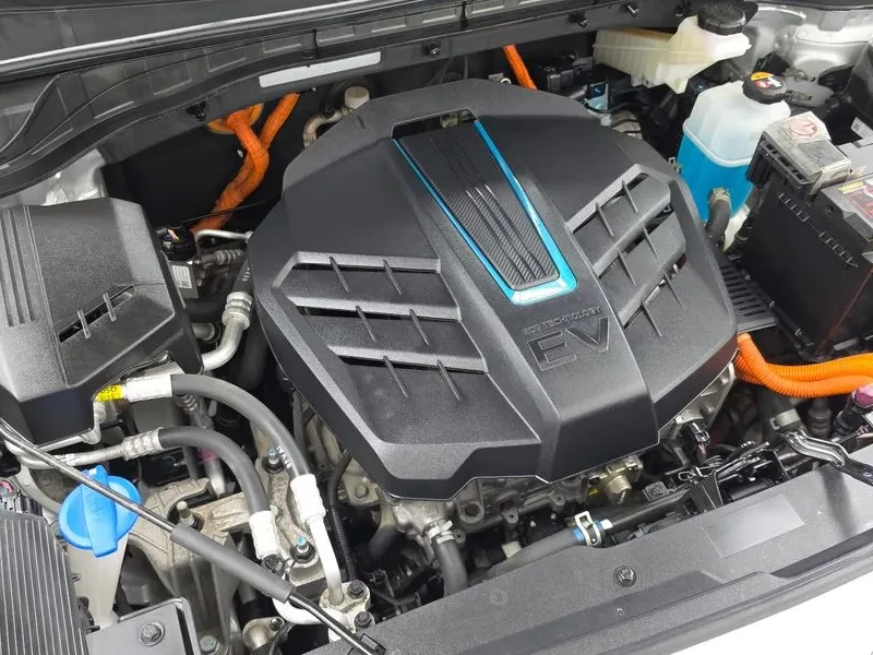 Kia Niro Plus Air, снимка 6 - Автомобили и джипове - 56128300
