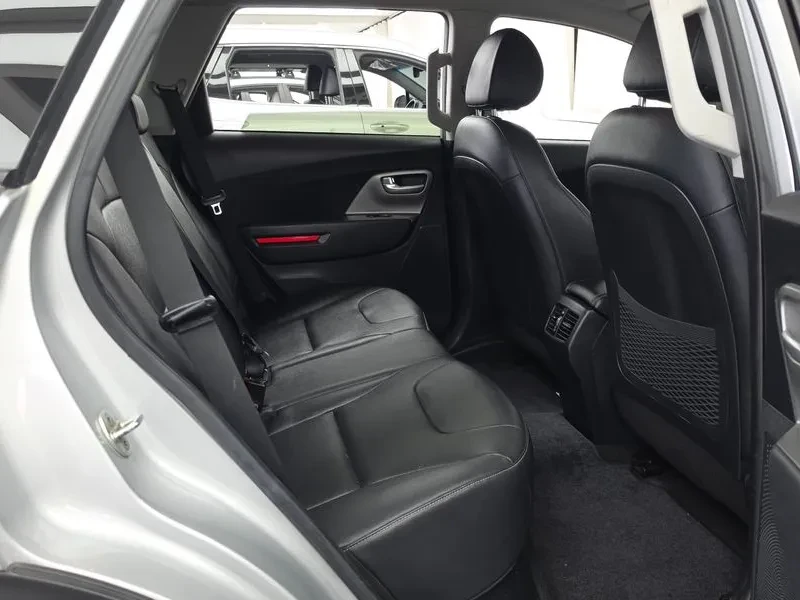 Kia Niro Plus Air, снимка 12 - Автомобили и джипове - 56128300