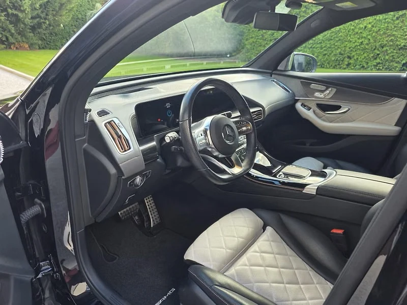Mercedes-Benz EQC 400 4MATIC AMG-line, снимка 4 - Автомобили и джипове - 56678821