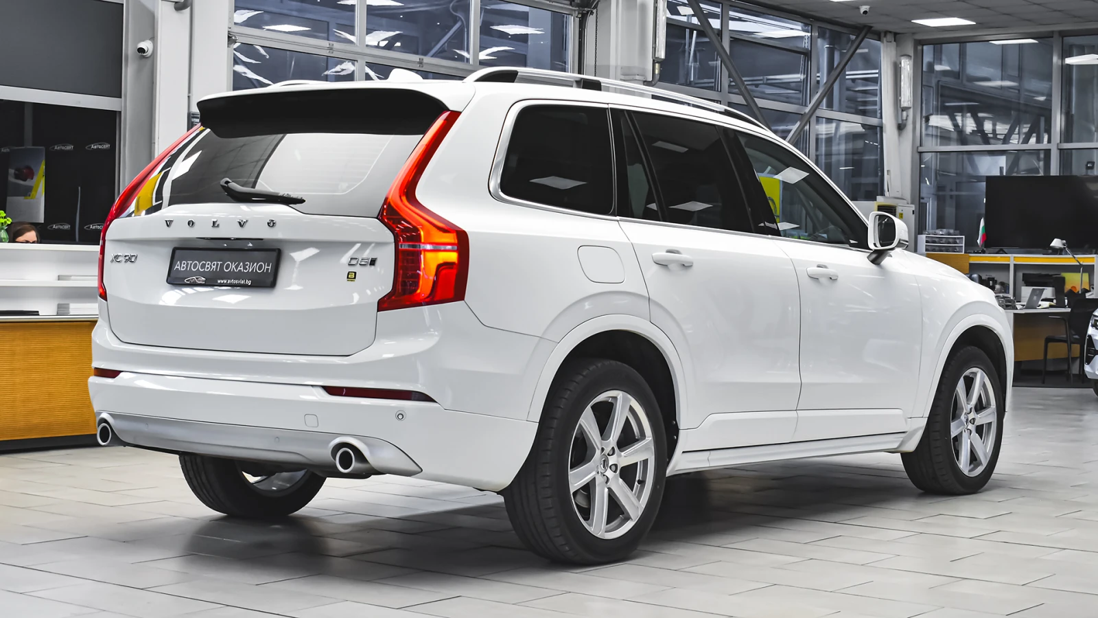 Volvo Xc90 2.0 D5 Momentum 4x4 Automatic - изображение 6
