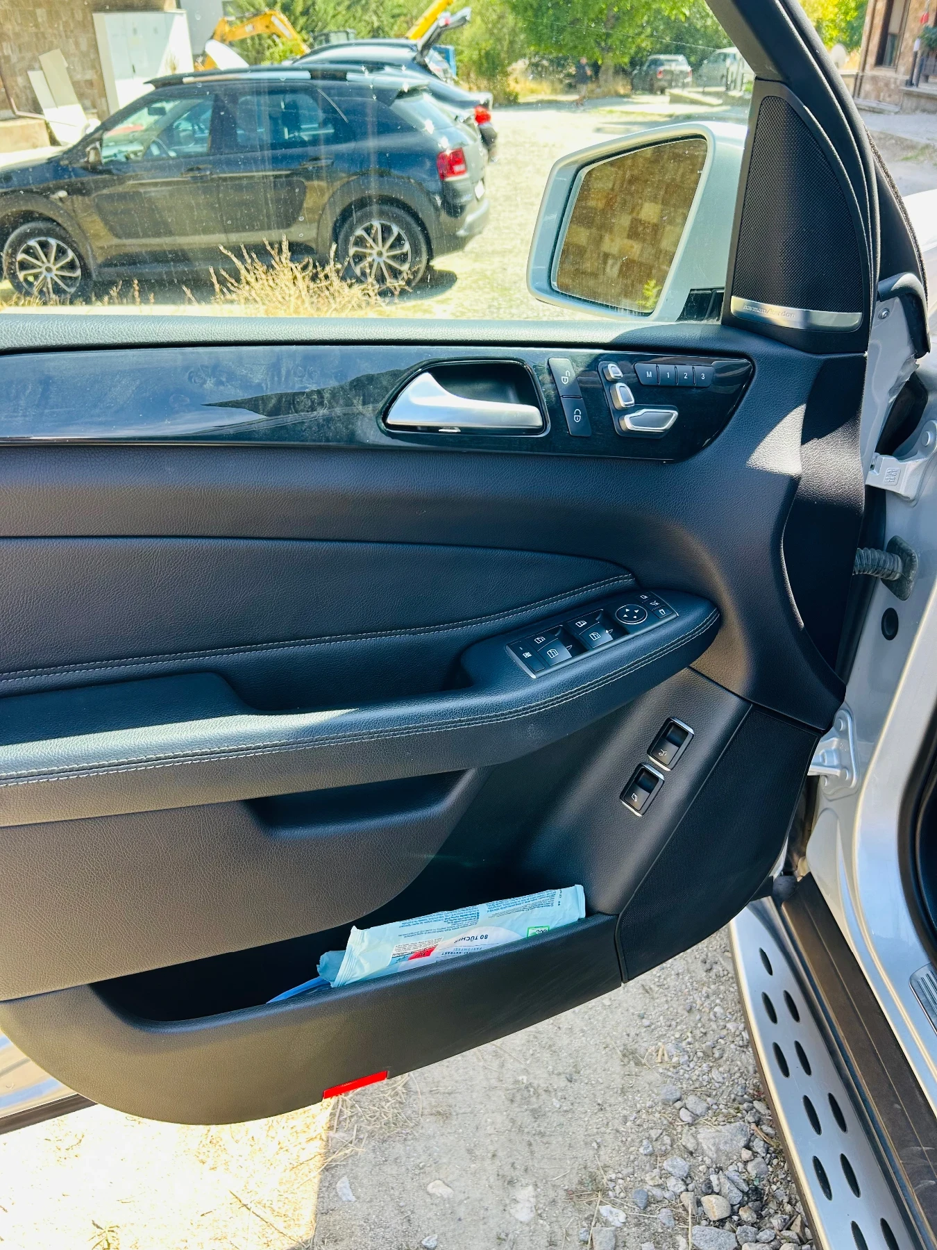 Mercedes-Benz GLS, снимка 10 - Автомобили и джипове - 53850287