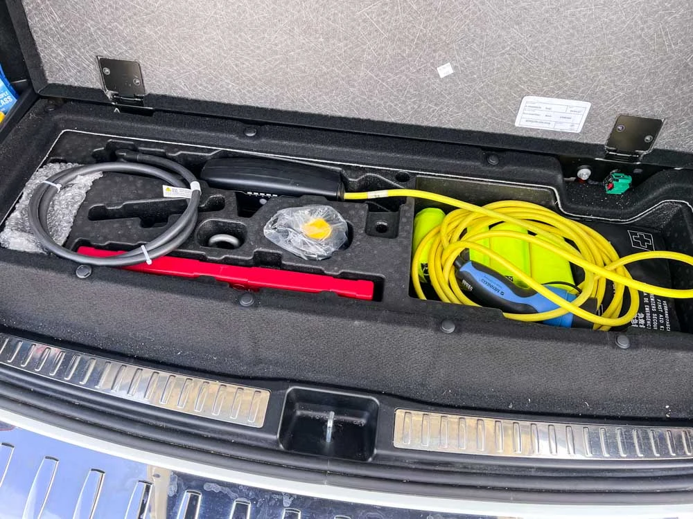 Mercedes-Benz GLE 500 e, снимка 15 - Автомобили и джипове - 54092241