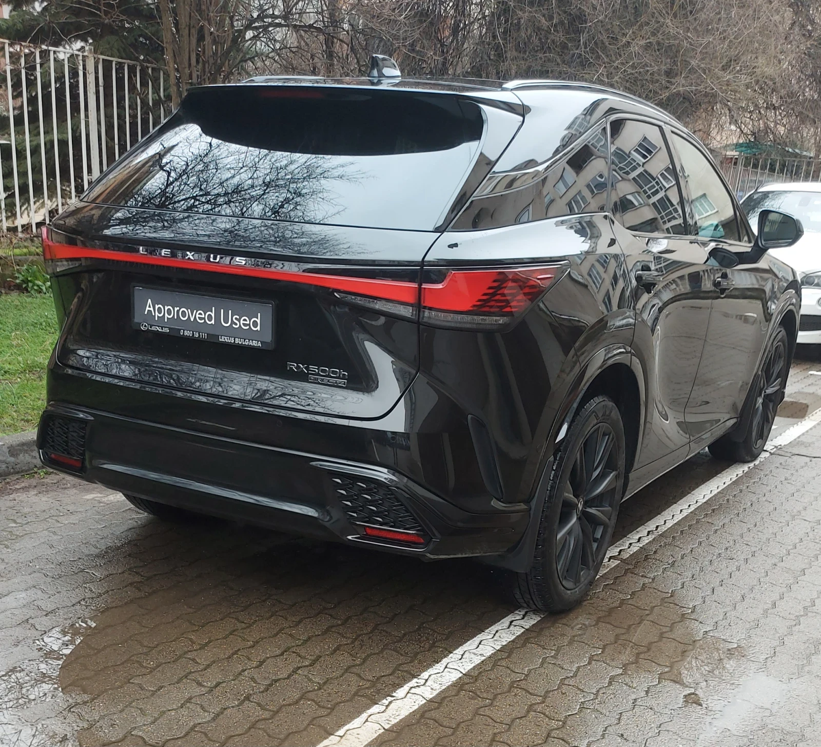Lexus RX 500h f-sport, снимка 5 - Автомобили и джипове - 54120899