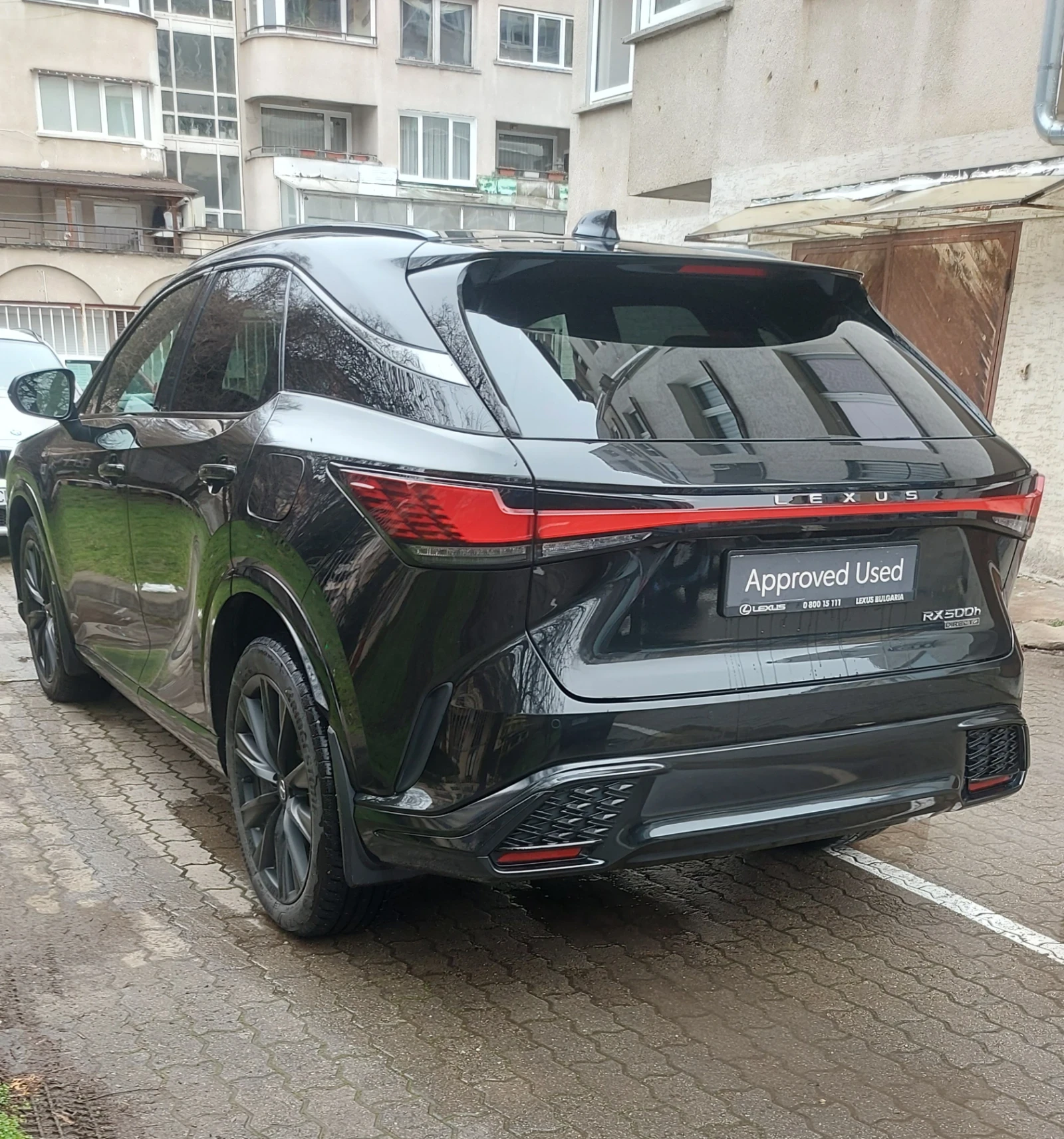 Lexus RX 500h f-sport, снимка 4 - Автомобили и джипове - 54120899