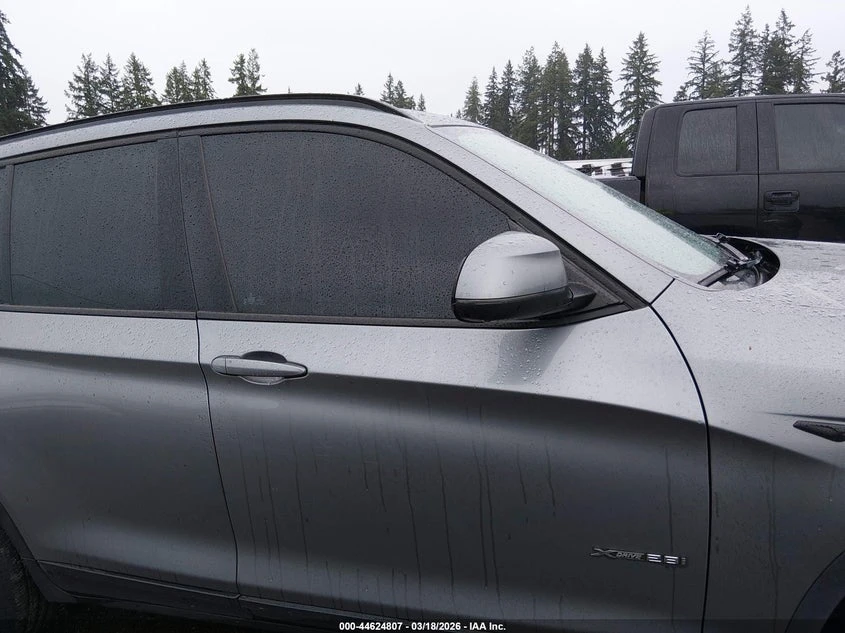 BMW X3 2.0l xDrive28I, снимка 13 - Автомобили и джипове - 54142857