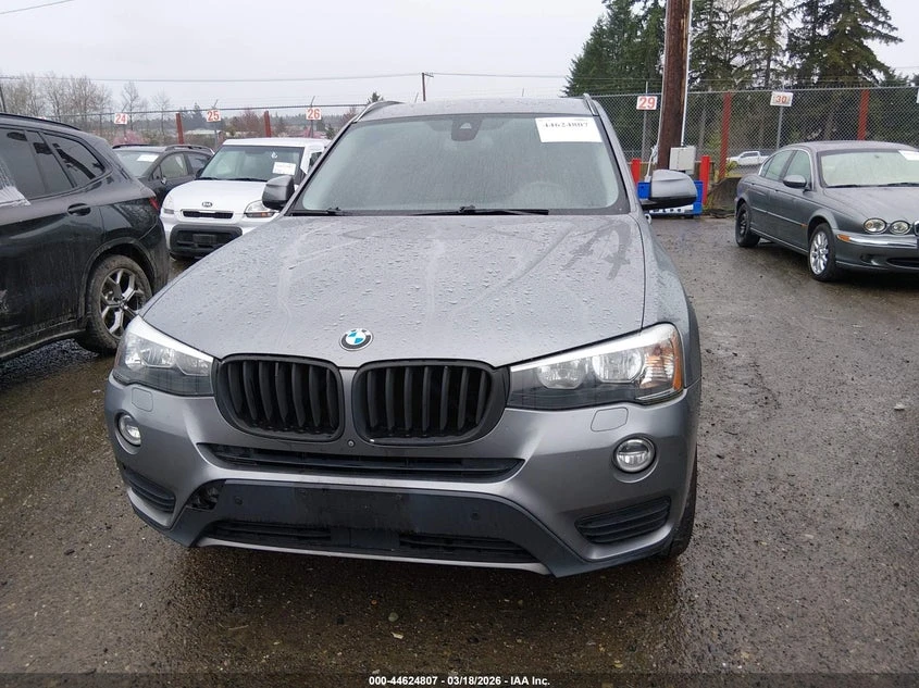 BMW X3 2.0l xDrive28I, снимка 12 - Автомобили и джипове - 54142857