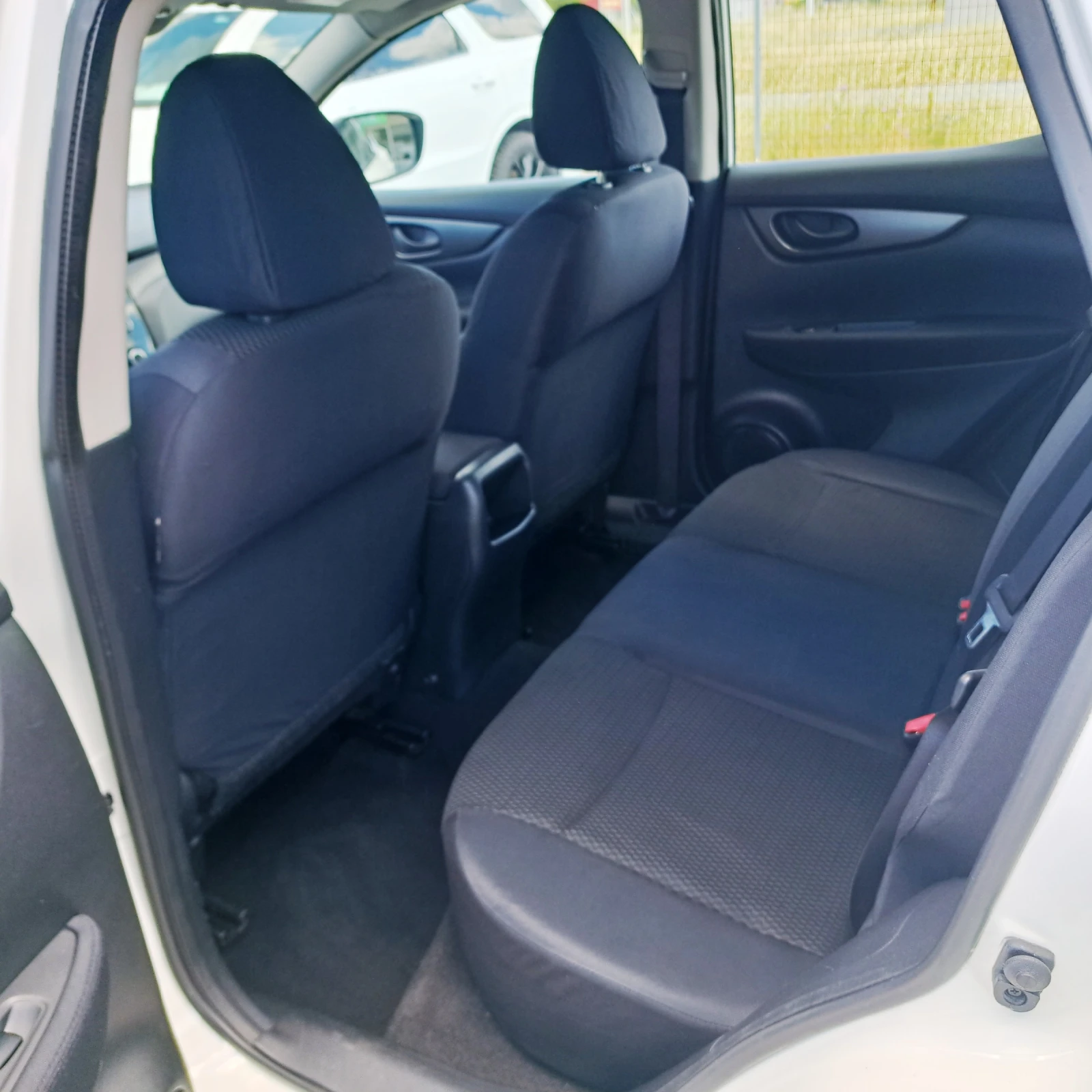 Nissan Qashqai 2ª serie*  1.5 dCi Visia * Отличен!* , снимка 10 - Автомобили и джипове - 54924028