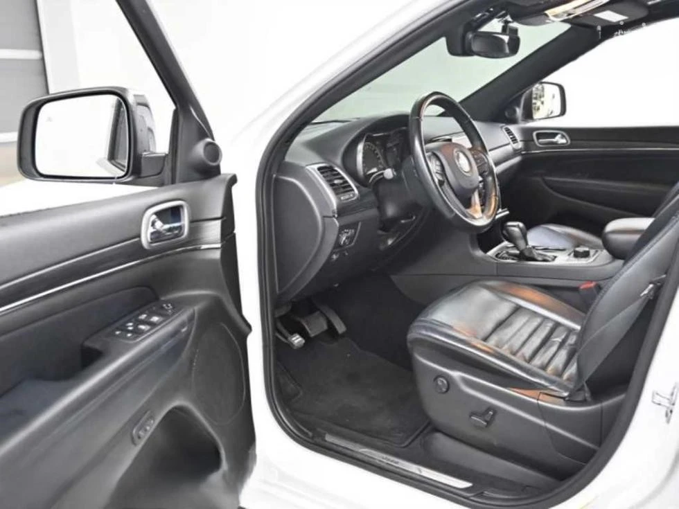Jeep Grand cherokee 3.6 Limited X, снимка 9 - Автомобили и джипове - 54979260