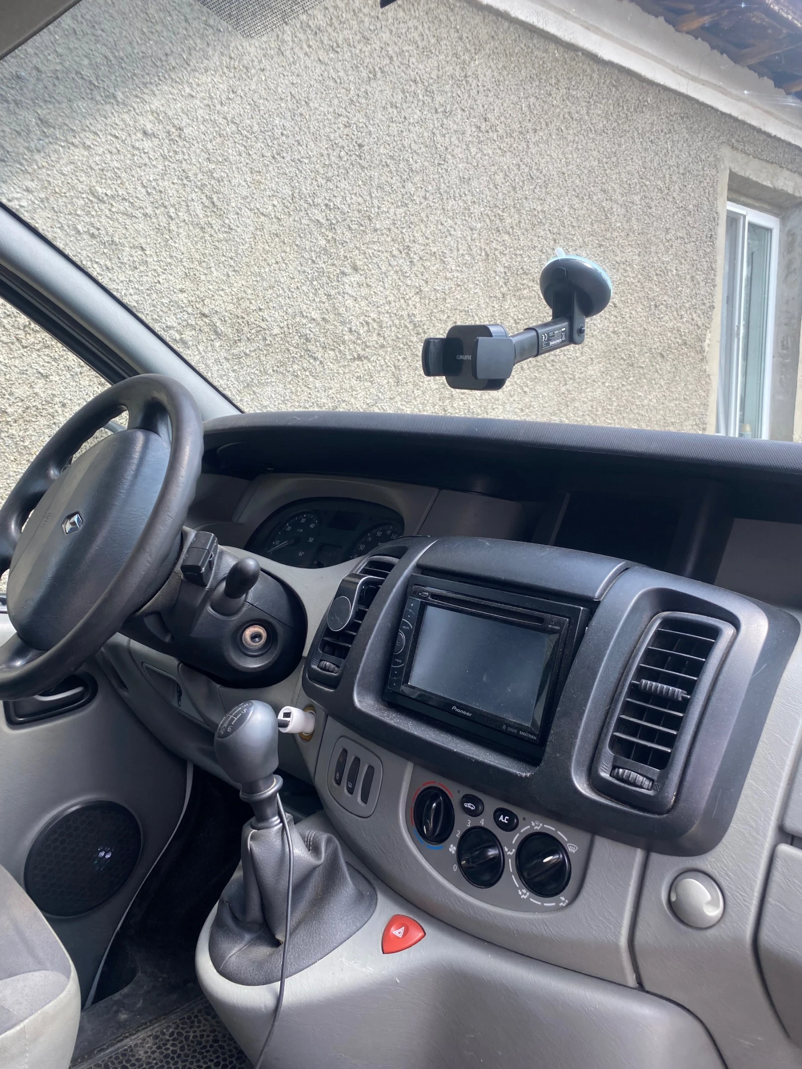 Renault Trafic  - изображение 5