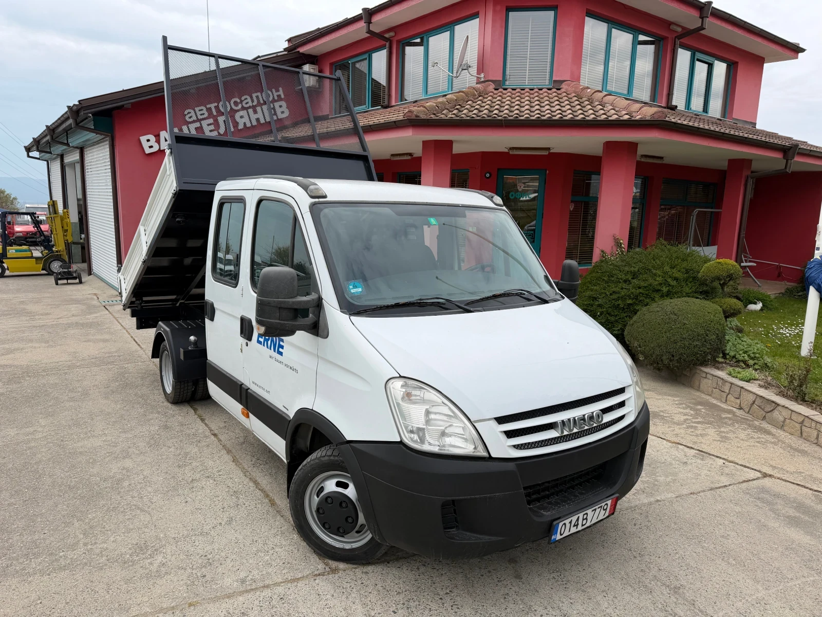 Iveco Daily 3.0HPI* 35C15* Тристранен самосвал* 3.20 метра кош, снимка 2 - Бусове и автобуси - 54216479