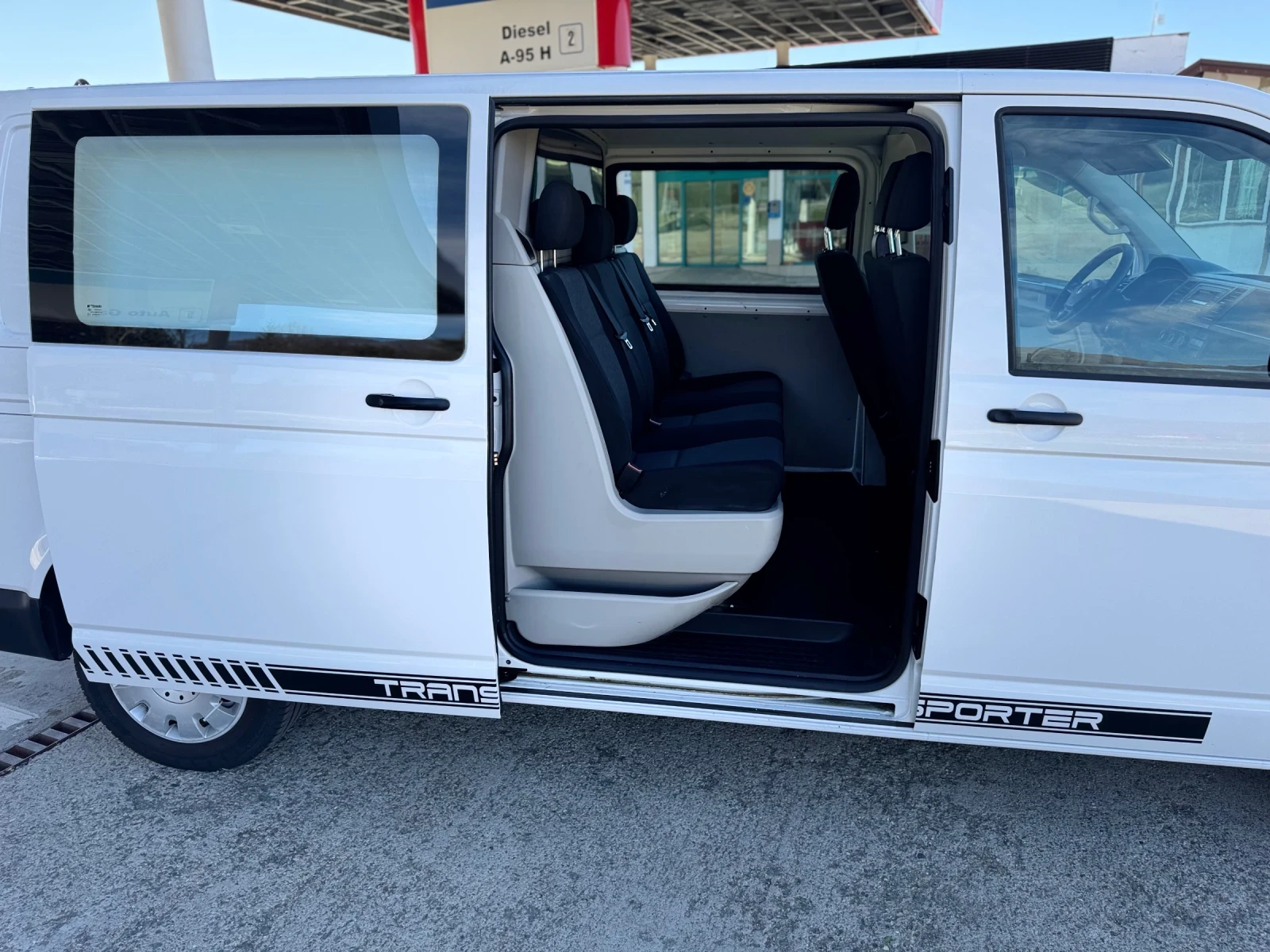 VW Transporter 2.0TDI MAXI Товаропътнически, снимка 16 - Бусове и автобуси - 54332681