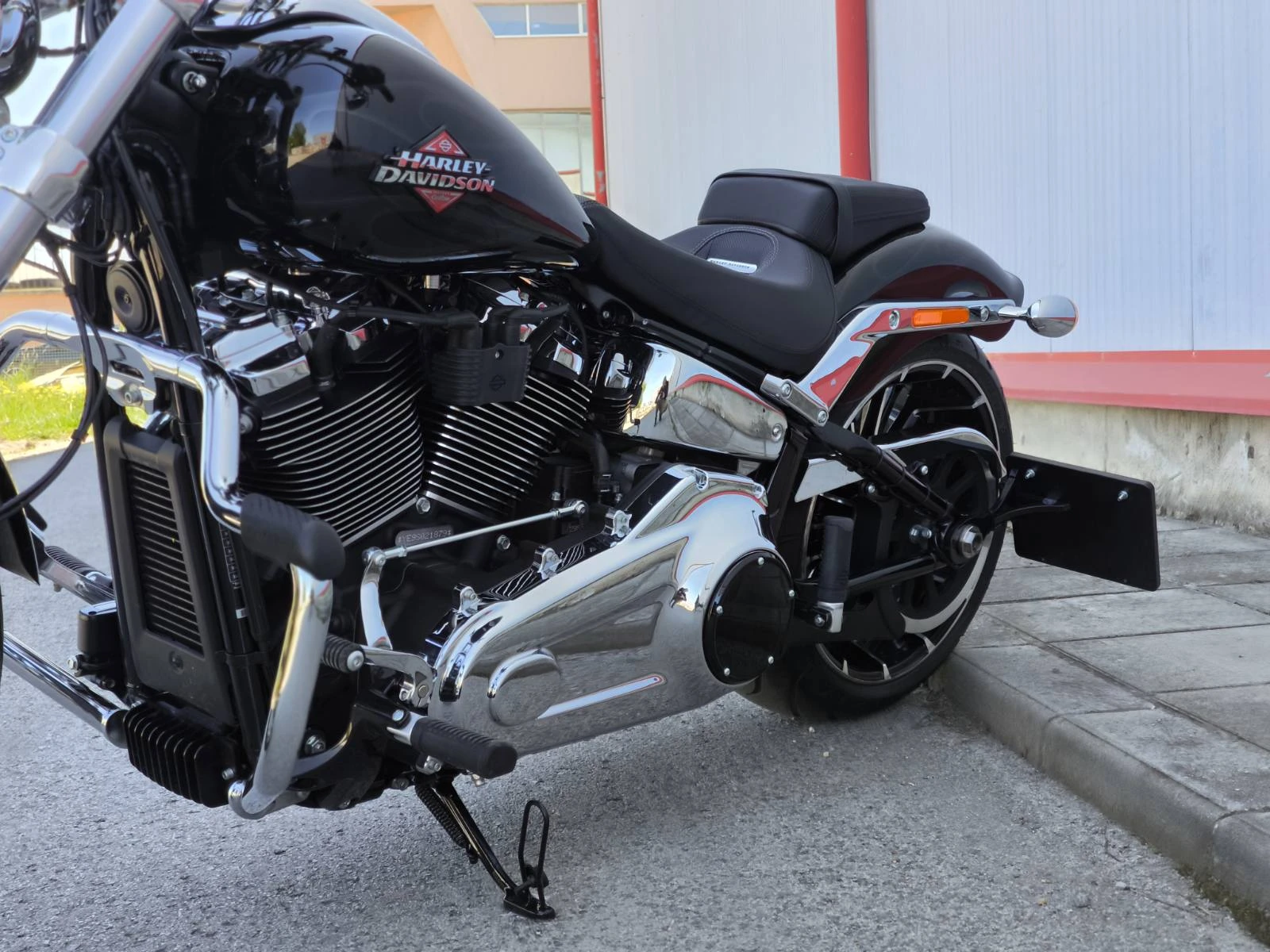 Harley-Davidson Softail Breakout 117, снимка 5 - Мотоциклети и мототехника - 54358619