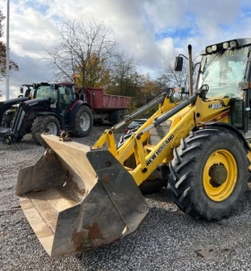 Багер New Holland B115-4PS , снимка 10