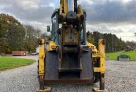Багер New Holland B115-4PS , снимка 3