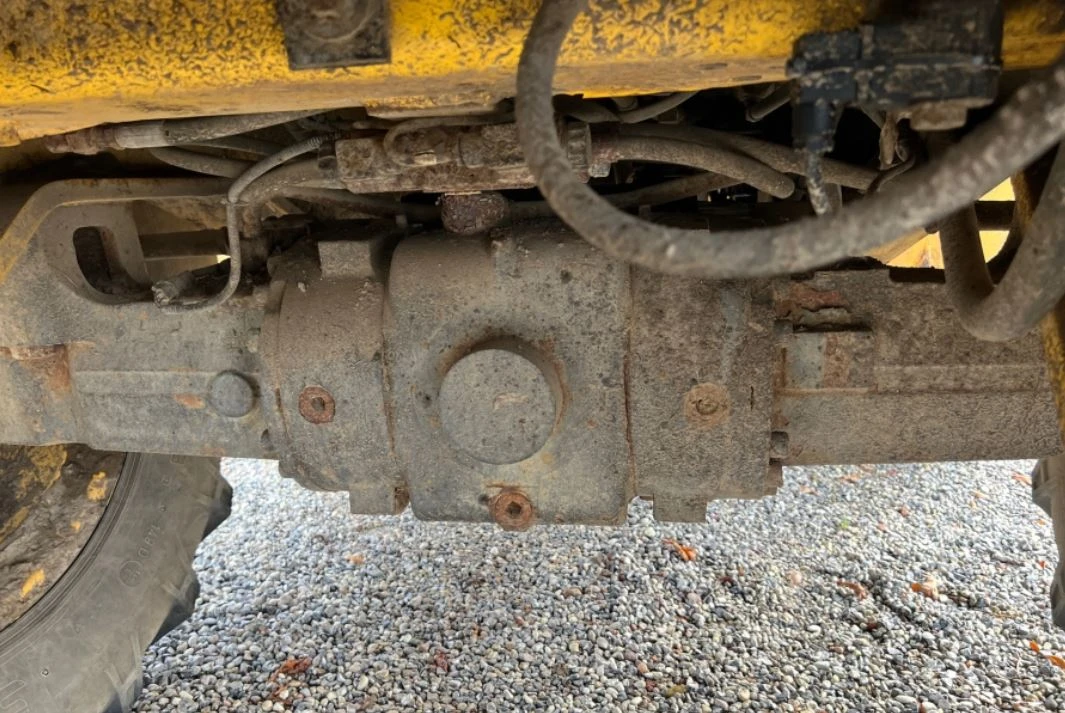 Багер New Holland B115-4PS , снимка 15 - Индустриална техника - 55933056