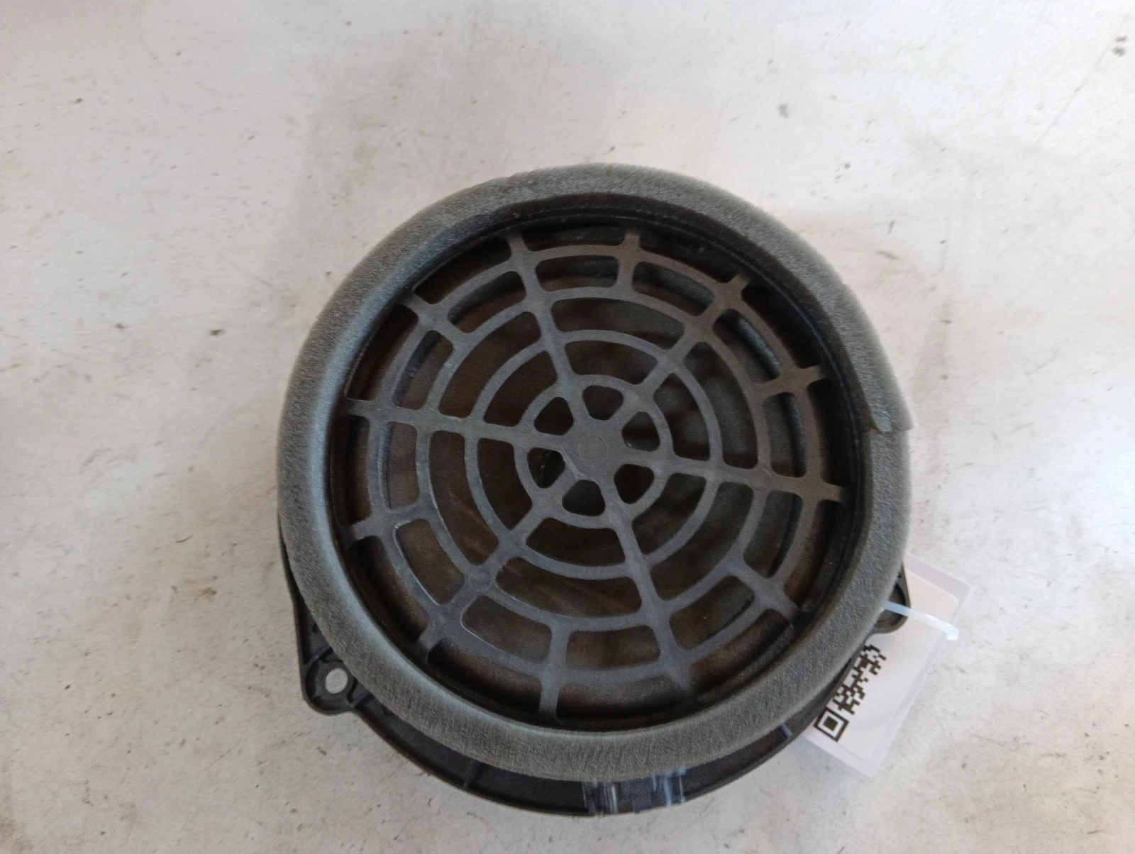 задна тонколона 4G1035411 Audi A6