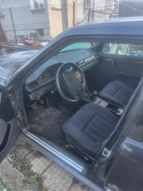 Mercedes-Benz 124, снимка 9