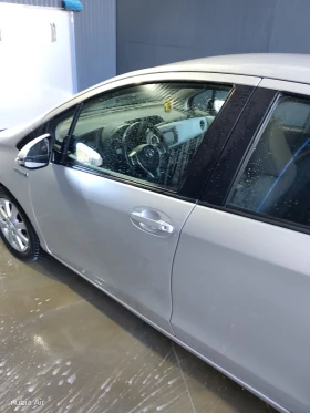 Toyota Yaris Hybrid, снимка 8