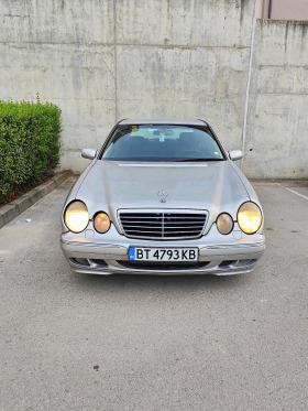 Mercedes-Benz E 220 2.2, снимка 1 - Автомобили и джипове - 45093961