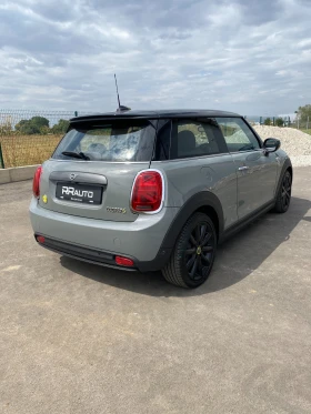 Mini Cooper SE, снимка 6