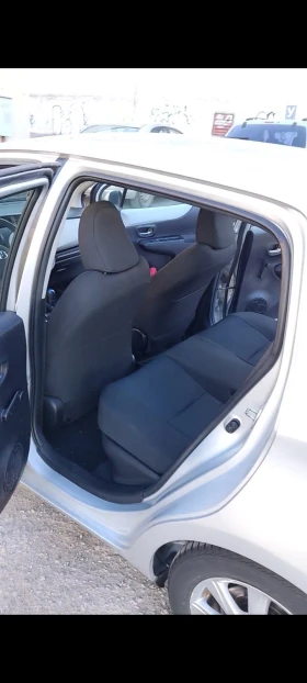 Toyota Yaris Hybrid - 7200 € / 14081.98 лв. - 93370661 14