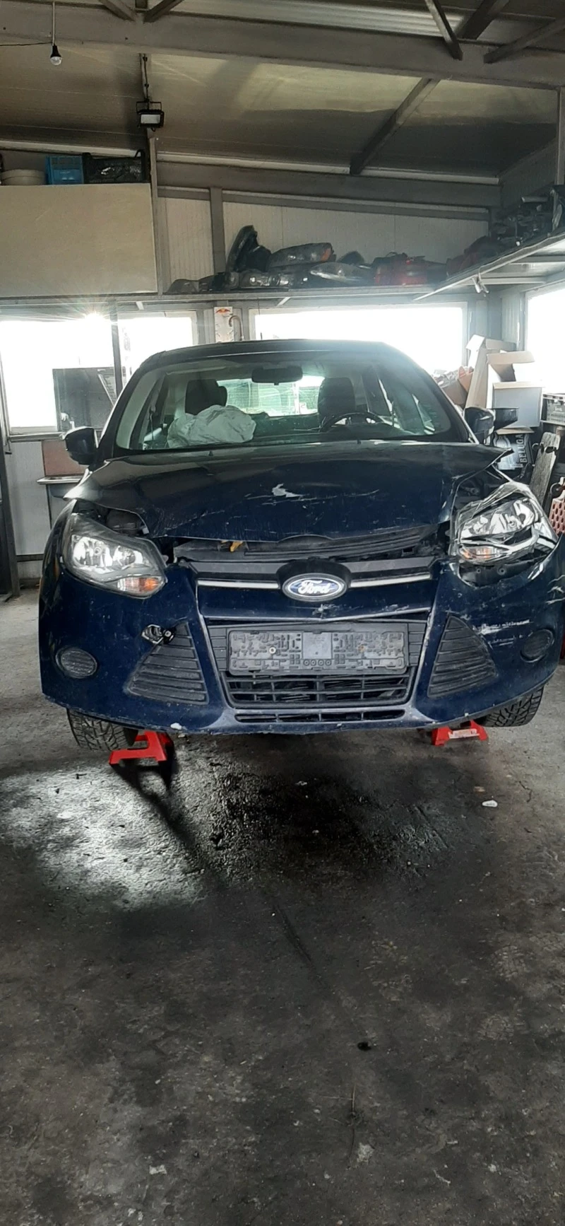 Ford Focus 2 бр. 1,0 i, снимка 6 - Автомобили и джипове - 32490973