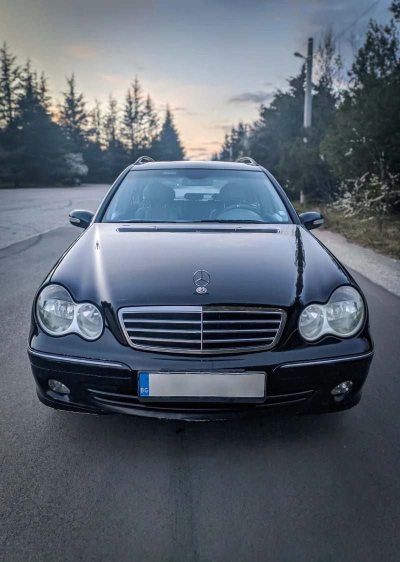 Mercedes-Benz C 220 Avantgarde FaceLift T-Model, снимка 5 - Автомобили и джипове - 46235307