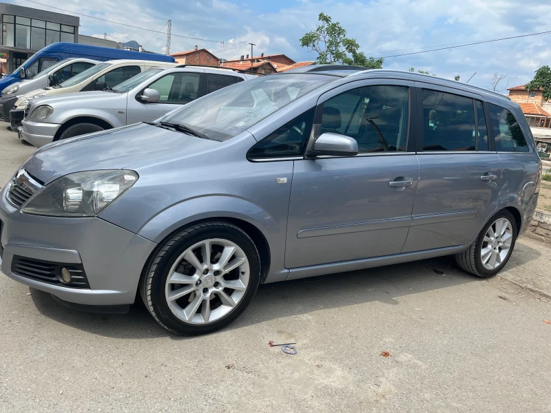 Opel Zafira 1.9 cdti, снимка 2 - Автомобили и джипове - 47357238