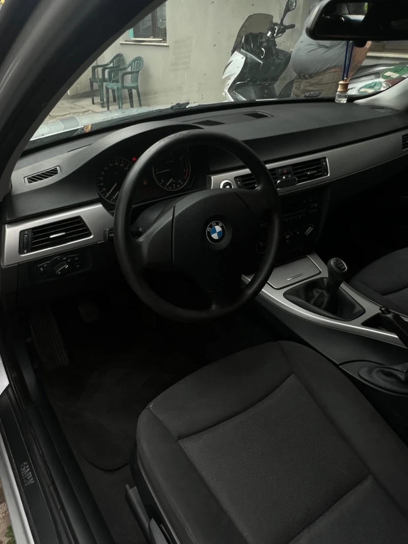 BMW 320 2.0d 163, снимка 9 - Автомобили и джипове - 47484904