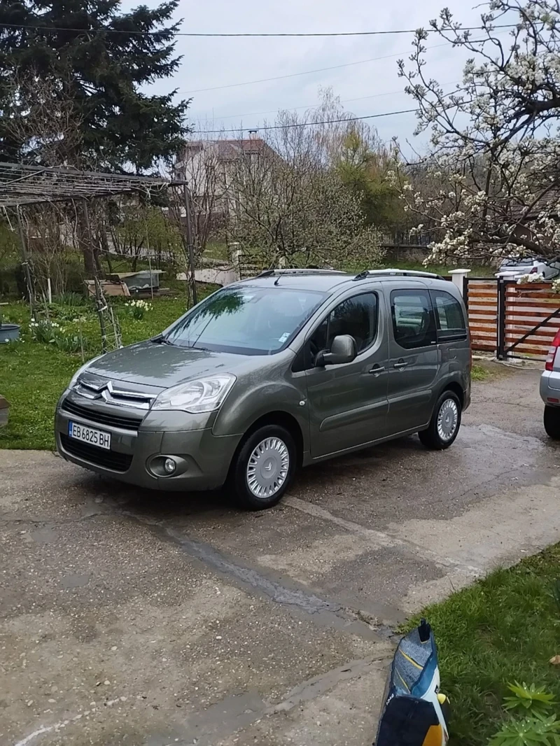 Citroen Berlingo, снимка 15 - Автомобили и джипове - 48955756