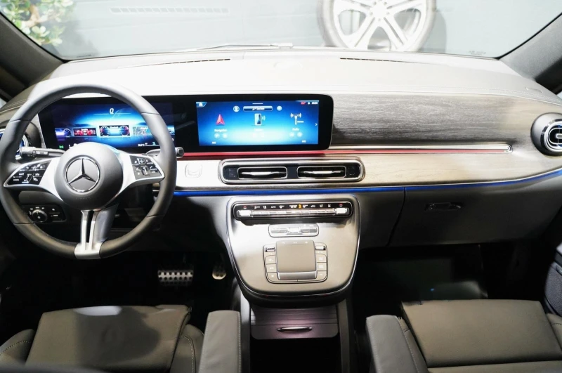 Mercedes-Benz V 300 d/AMG/4-MATIC/EXTRALONG/AIRMATIC/BURMES/360/NIGHT/, снимка 10 - Автомобили и джипове - 51189384