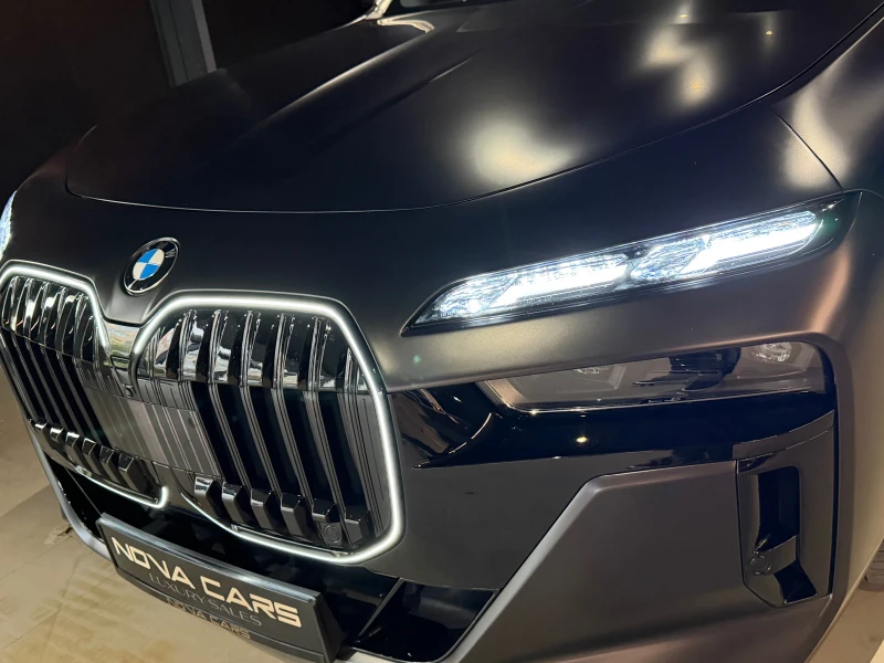 BMW 740 d xDrive M ел. врати B&W, снимка 3 - Автомобили и джипове - 52333330
