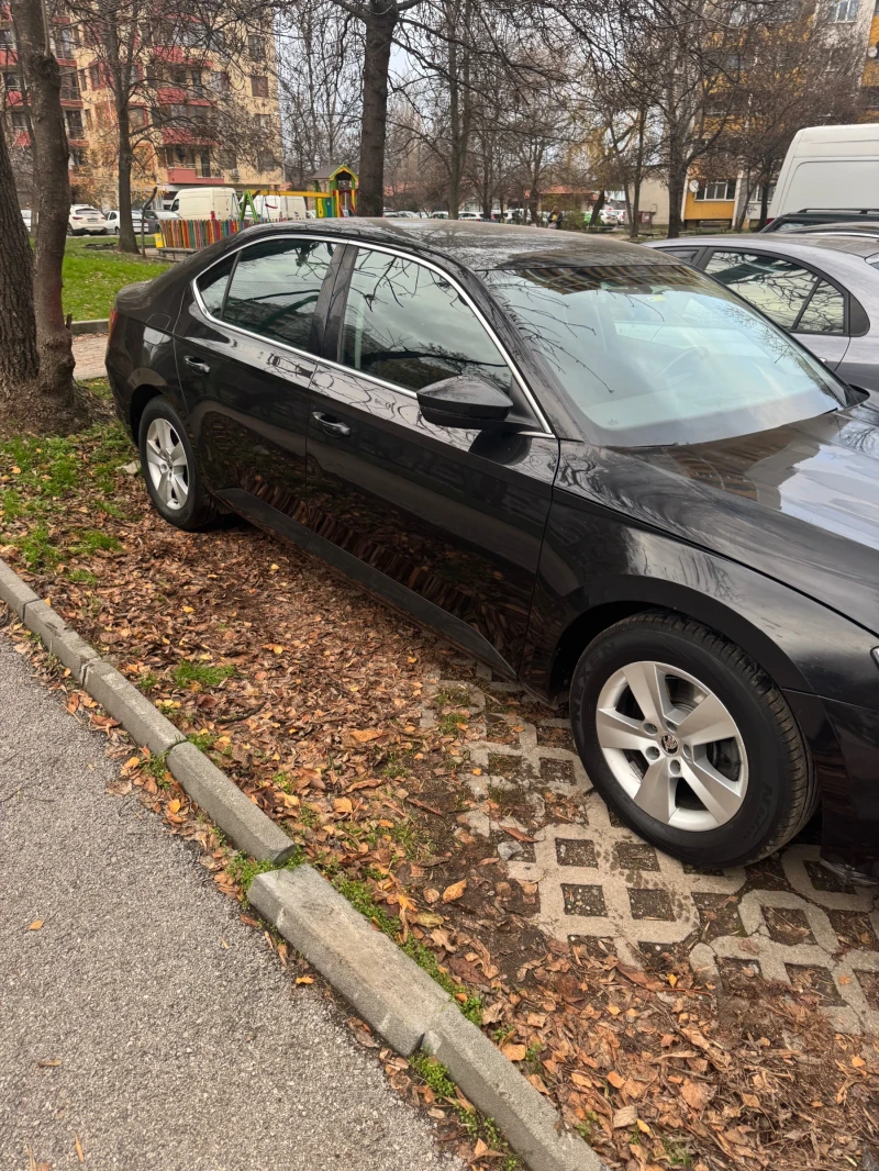 Skoda Superb, снимка 3 - Автомобили и джипове - 52641479
