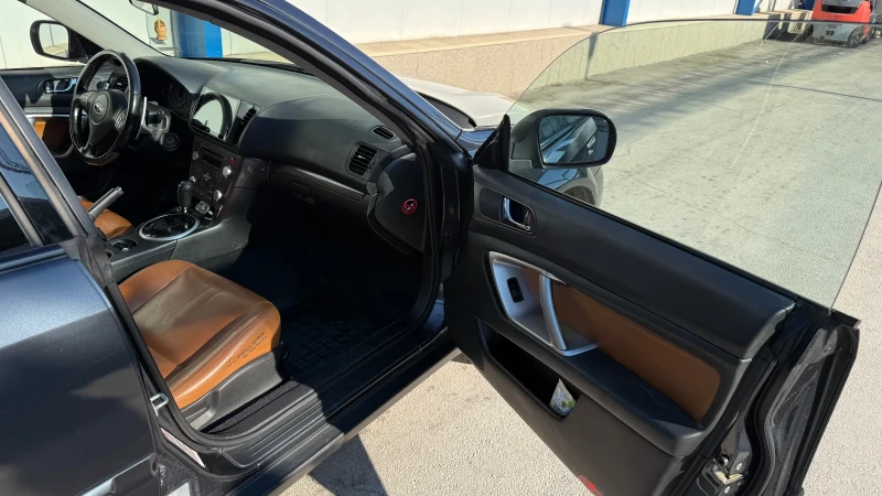 Subaru Outback, снимка 10 - Автомобили и джипове - 52650371