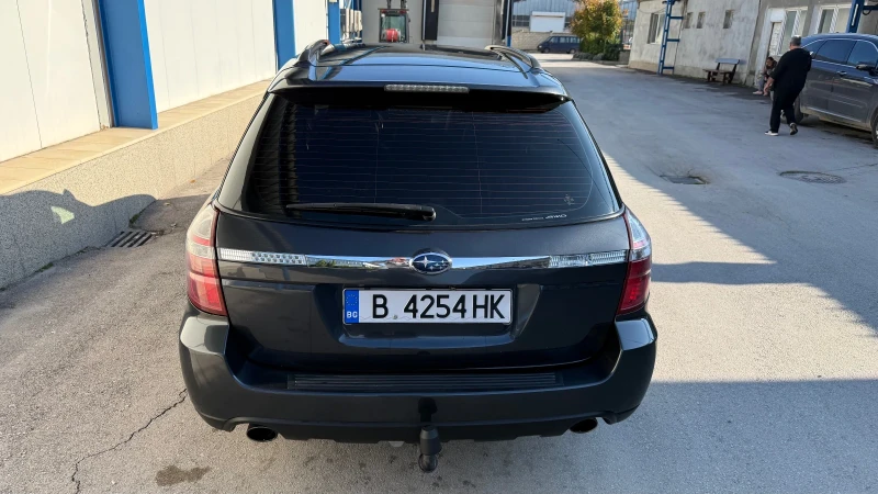 Subaru Outback, снимка 5 - Автомобили и джипове - 52650371