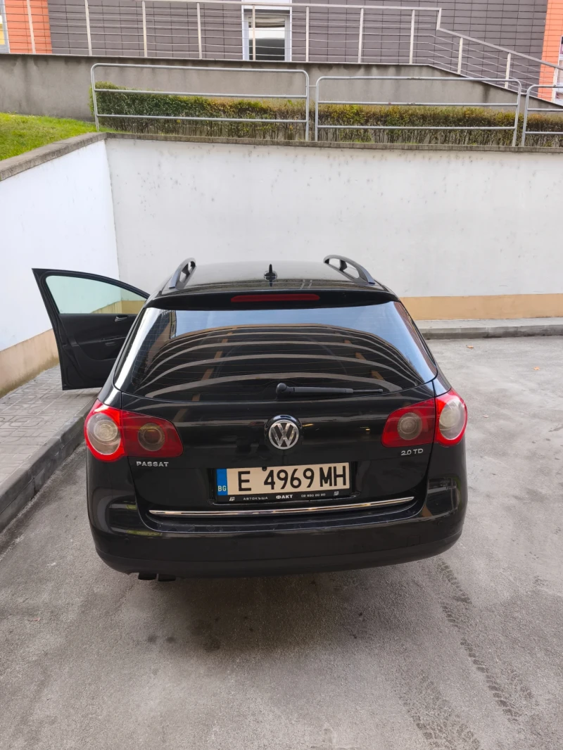 VW Passat, снимка 5 - Автомобили и джипове - 52732652