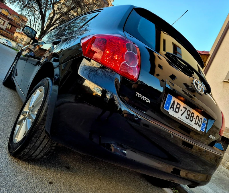 Toyota Auris 2.0d4d-EXCLUSIVE-верига-нави-6скорости-japan, снимка 4 - Автомобили и джипове - 52829051