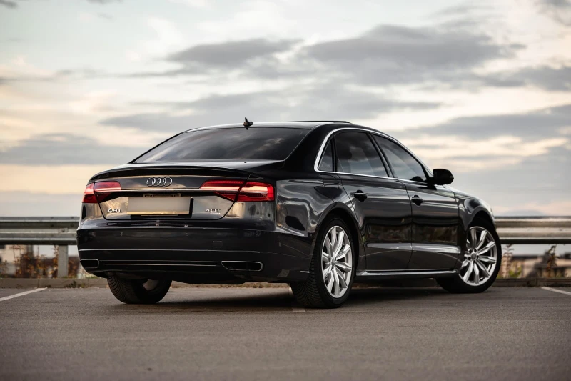 Audi A8, снимка 6 - Автомобили и джипове - 53495543