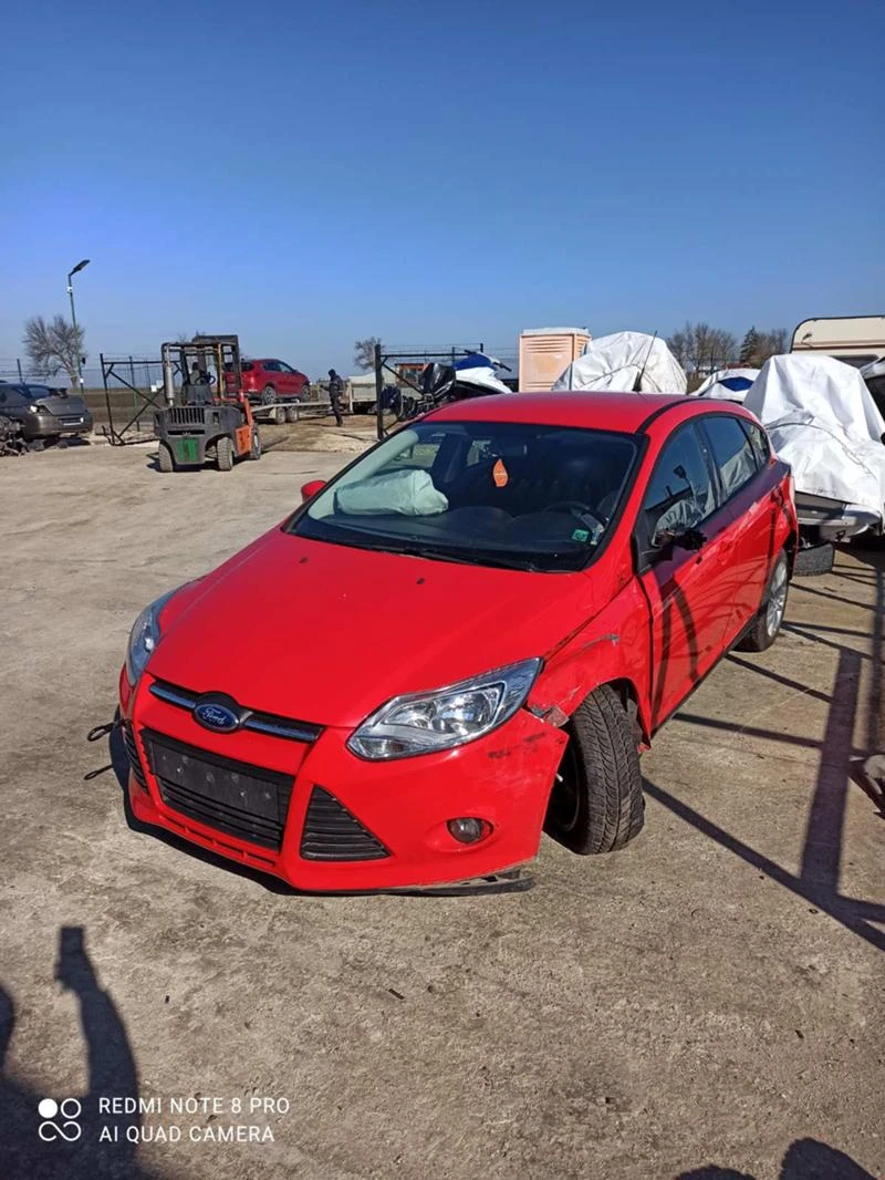 Ford Focus 2 бр. 1,0 i, снимка 4 - Автомобили и джипове - 32490973