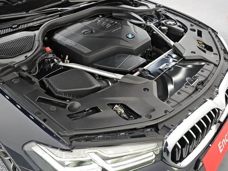 BMW 520  M Sports, снимка 6 - Автомобили и джипове - 56224606