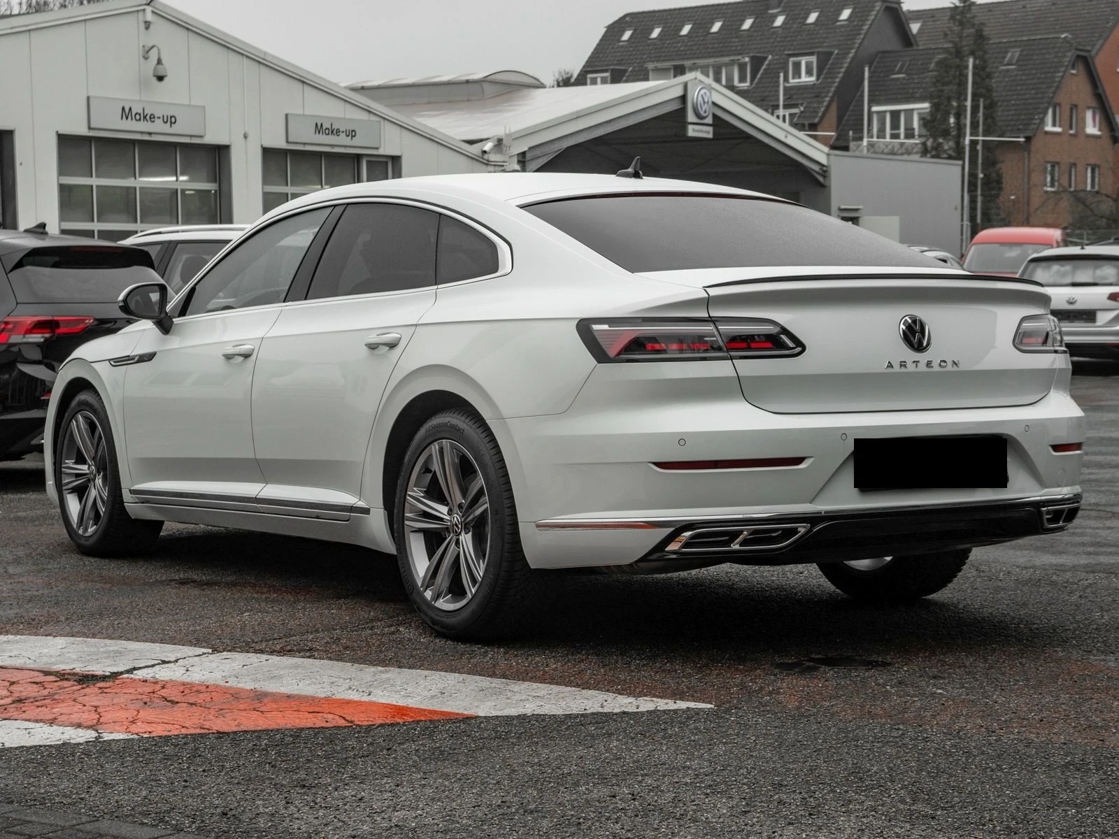 VW Arteon 2.0 TDI*R-Line*FLA*Massage*LM*LED*KeyLess - изображение 3